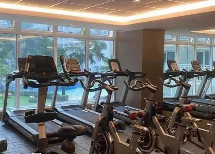 Apartahotel Shore Residences - Bayside Comfort - Moa Complex Manila